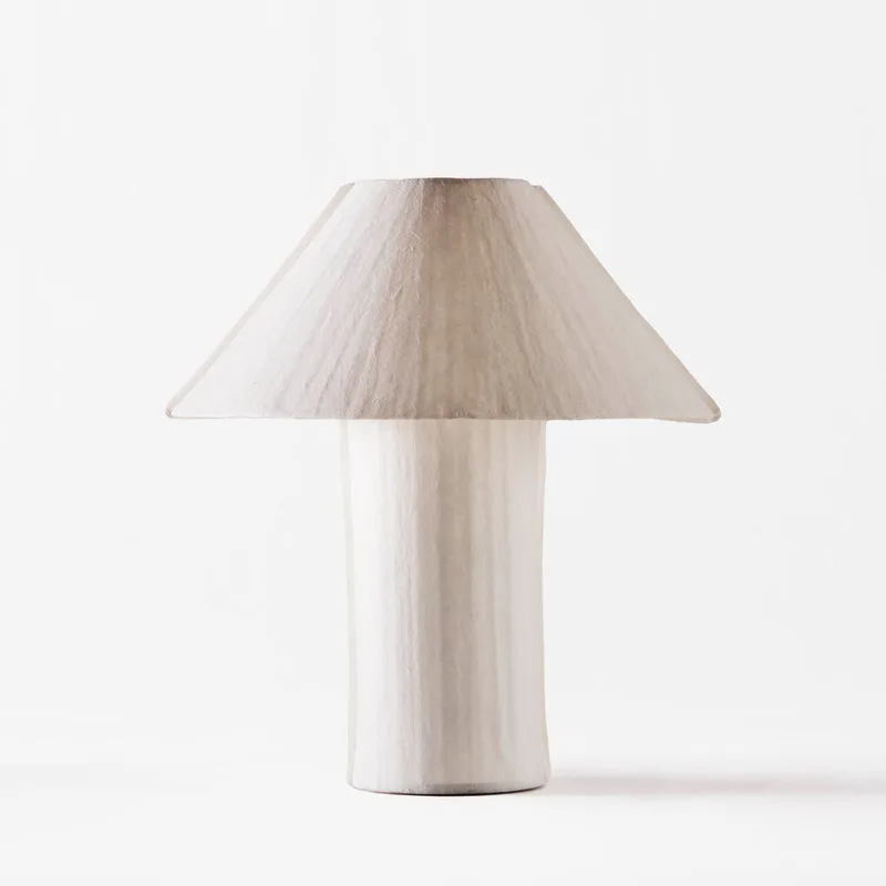 Paper Table Lamp von Dusty Deco – Produktfoto