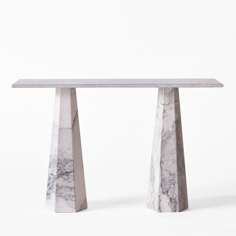 Hexagon Console Table Albanian Grey von Dusty Deco – Produktfoto