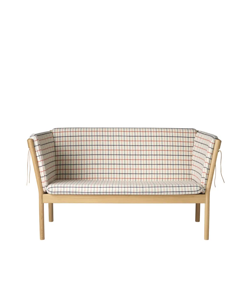 J148 - 2 pers. sofa - Eg - Red (14) by FDB Møbler – product photo