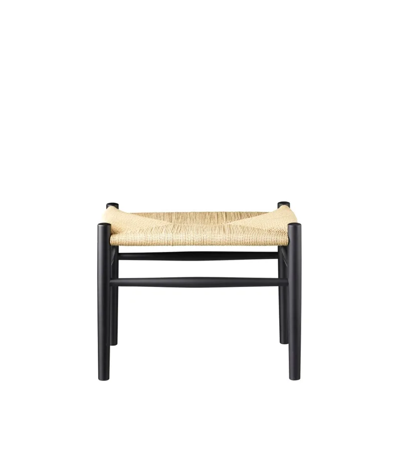 J83 - Skammel - Bøg - Jet Black van FDB Møbler – productfoto