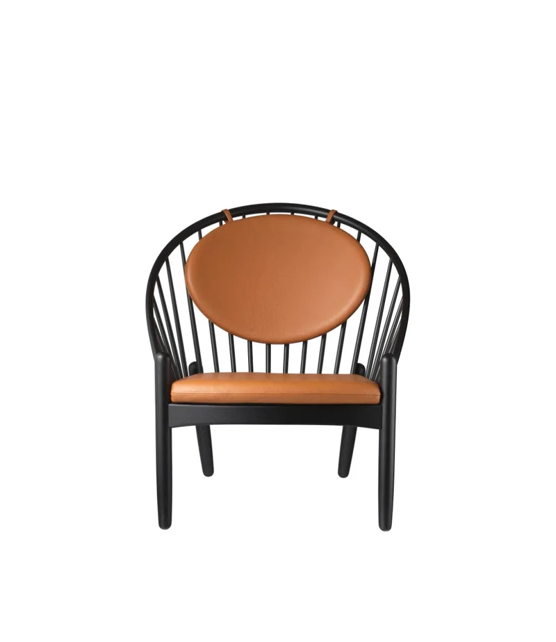 J166 Jørna - Stol - Jet Black - Cognac læder van FDB Møbler – productfoto