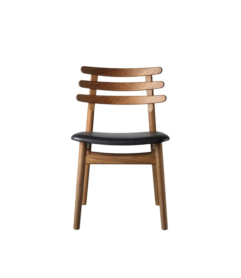 J48 - Stol - Røget eg - Sort læder by FDB Møbler – product photo