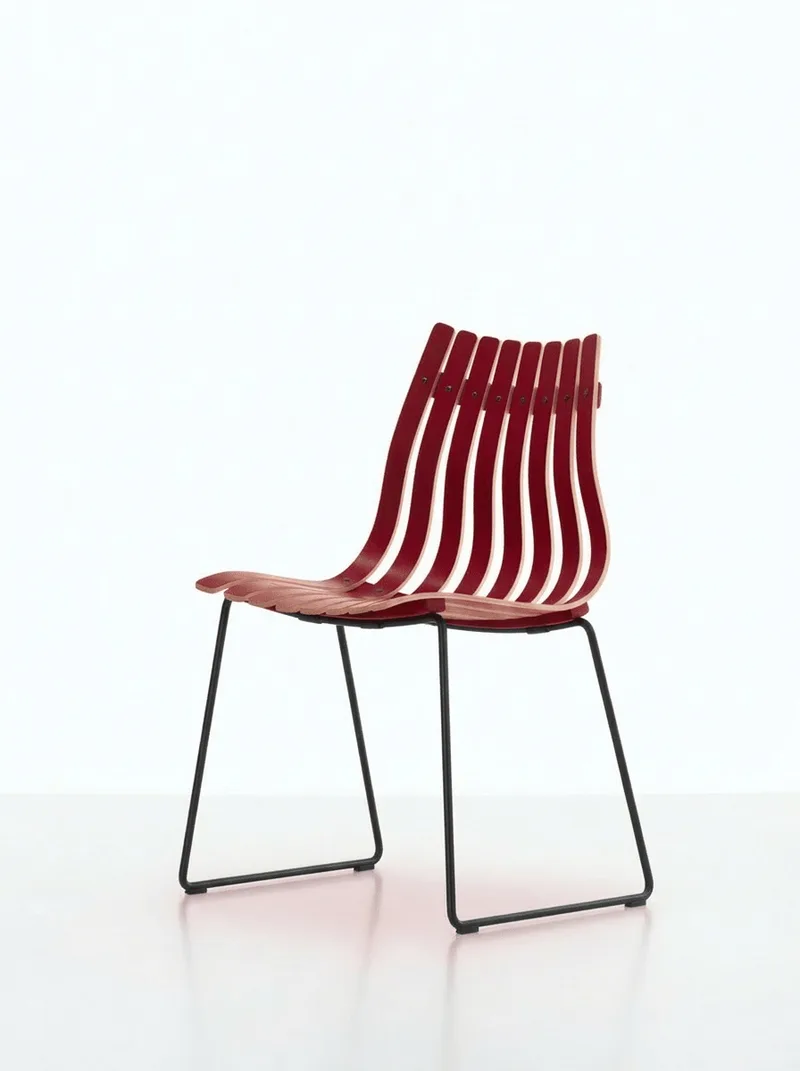 Scandia Junior by Fjordfiesta in Rød med lyse kanter, Sort – product photo