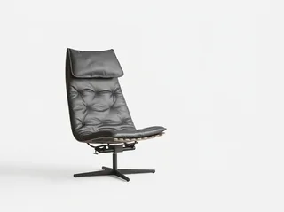 Scandi Lux Senior Cushion van Fjordfiesta in Antracite anilin skinn – productfoto 4 van 4