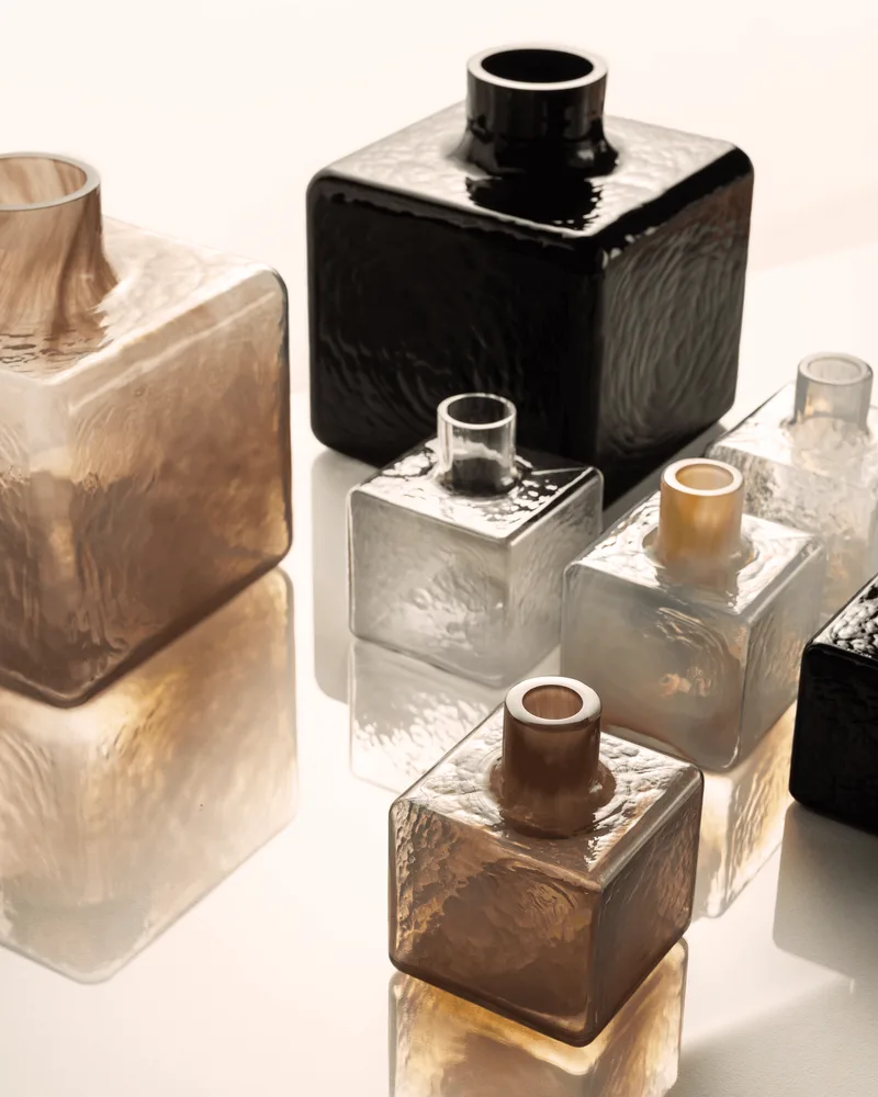 Cube Vase, Small Cube von Fogia in Clear glass – Ambientefoto 2 von 10