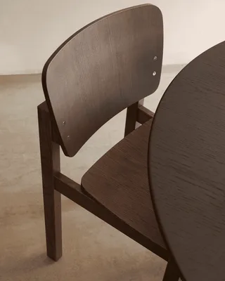Mono Wood Chair Mono by Fogia in Lacquered oak – interior photo 6 of 9