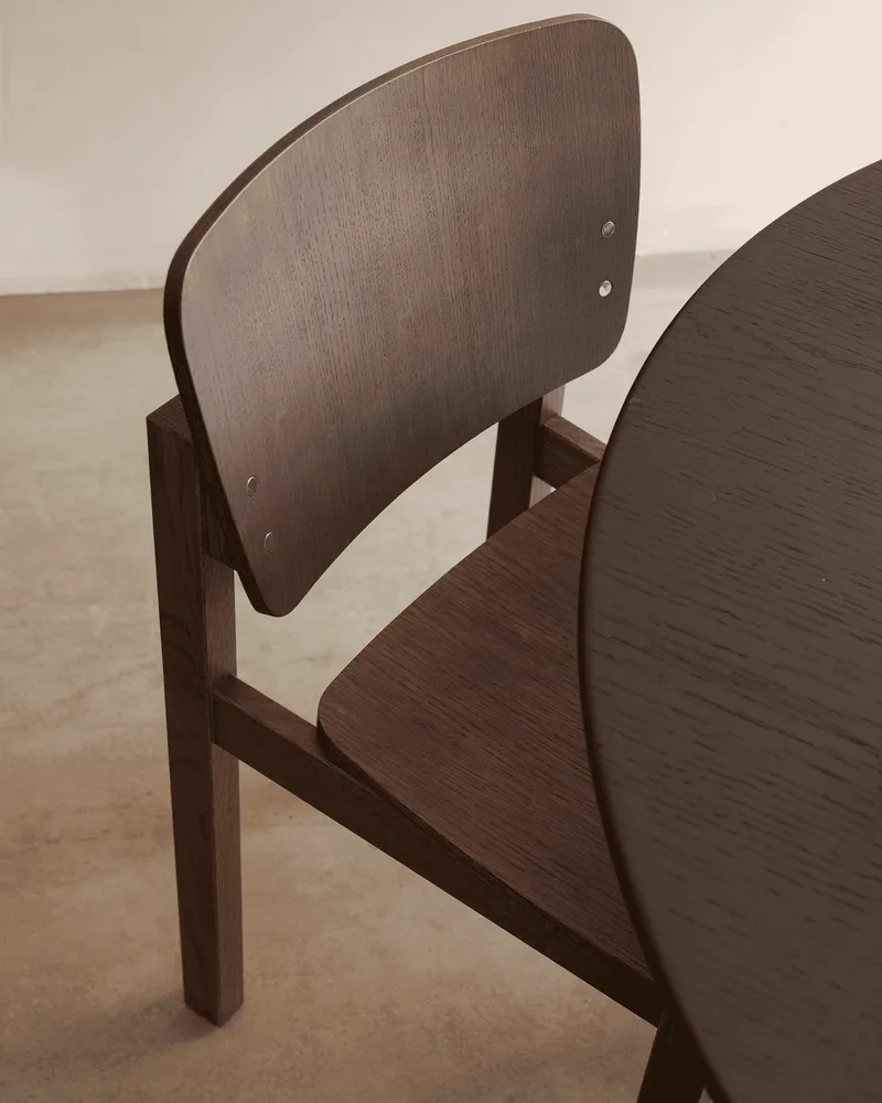 Mono Wood Chair Mono by Fogia in Lacquered oak – interior photo 6 of 9