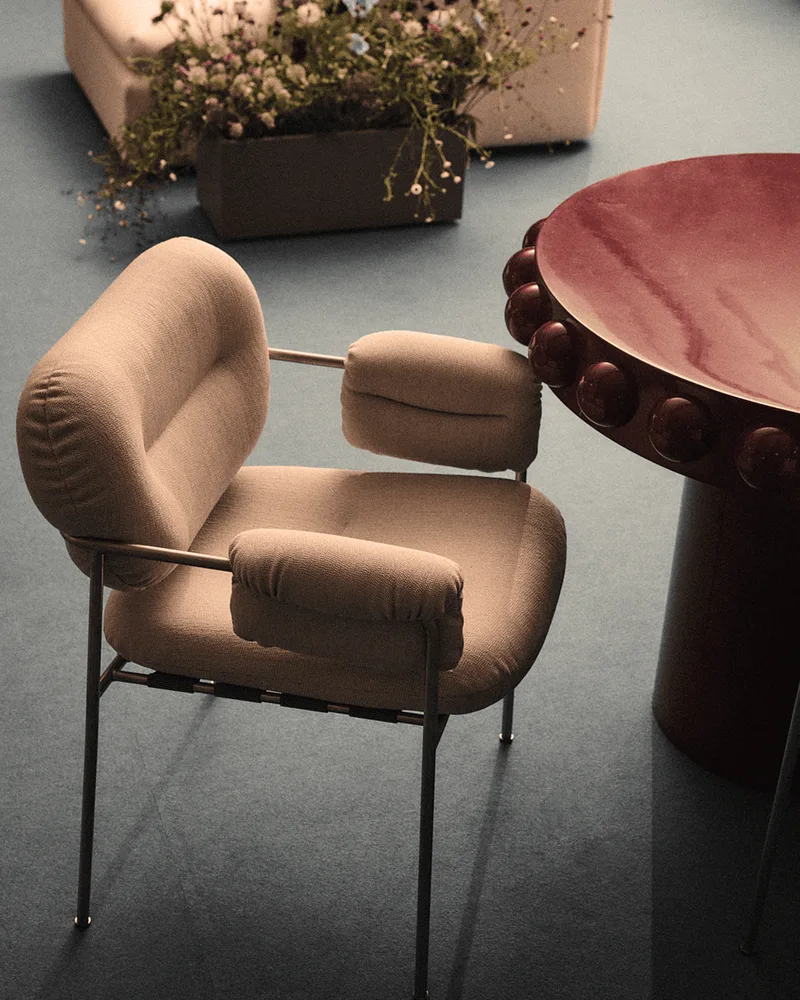 Bollo Dining Chair Bollo by Fogia in Barnum Sand 2/RAL1013, Oyster white (RAL 1013), Barnum Sand 2, Nevotex, Fabric – interior photo 21 of 53