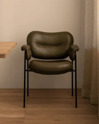 Bollo Dining Chair Bollo by Fogia in Barnum Sand 2/RAL1013, Oyster white (RAL 1013), Barnum Sand 2, Nevotex, Fabric – interior photo 11 of 53