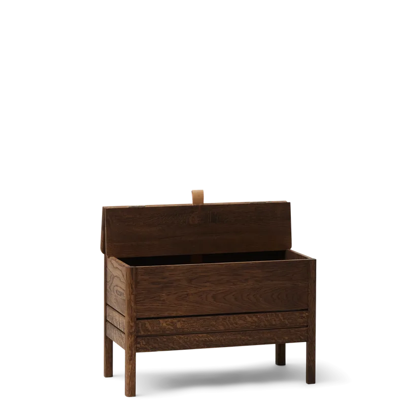 A Line Storage Bench 68 von Form & Refine in Smoked Oak – Produktfoto 2 von 4