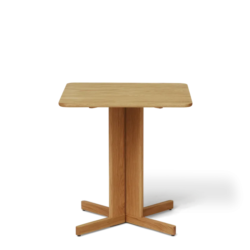 Trefoil Square Table 68×68, Oak von Form & Refine – Produktfoto 4 von 4