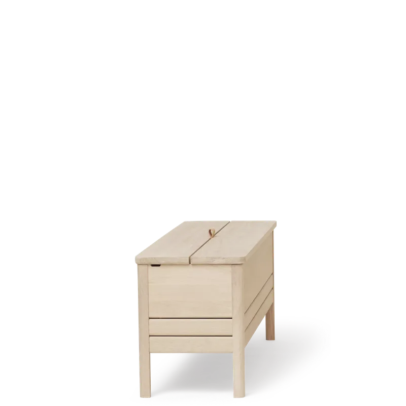 A Line Storage Bench 111 von Form & Refine in White Oak – Produktfoto 2 von 3