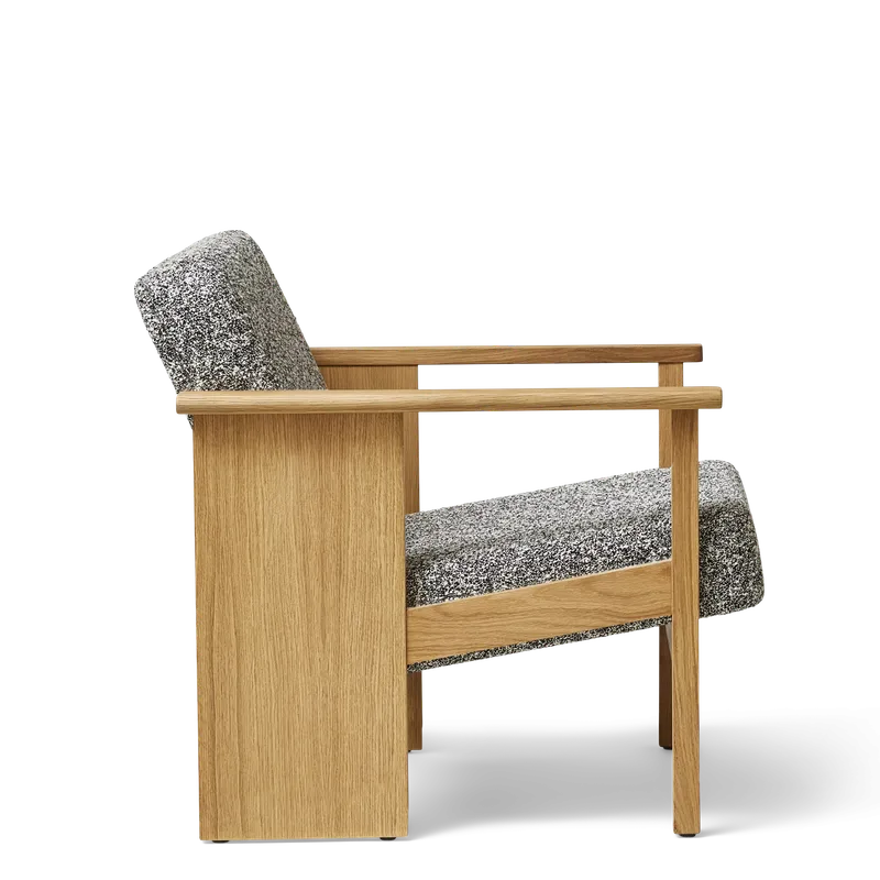 Block Lounge Chair von Form & Refine in Oak Zero – Produktfoto 2 von 4