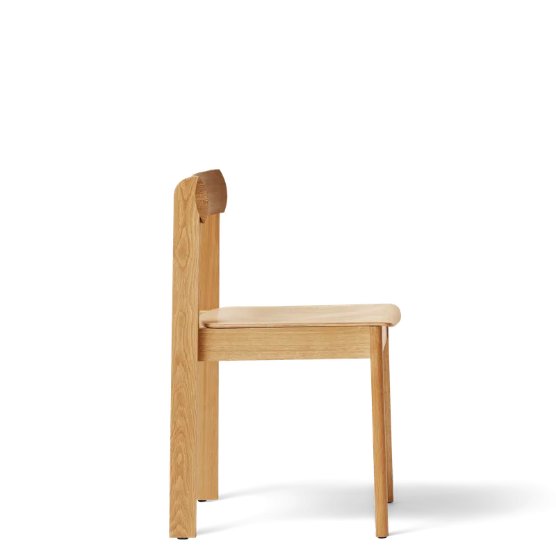 Blueprint Chair van Form & Refine in Oak – productfoto 3 van 4