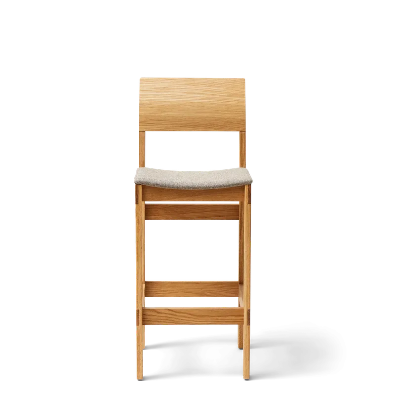 Sonder Bar Chair 65 by Form & Refine in Oak Hallingdal – product photo 1 of 4