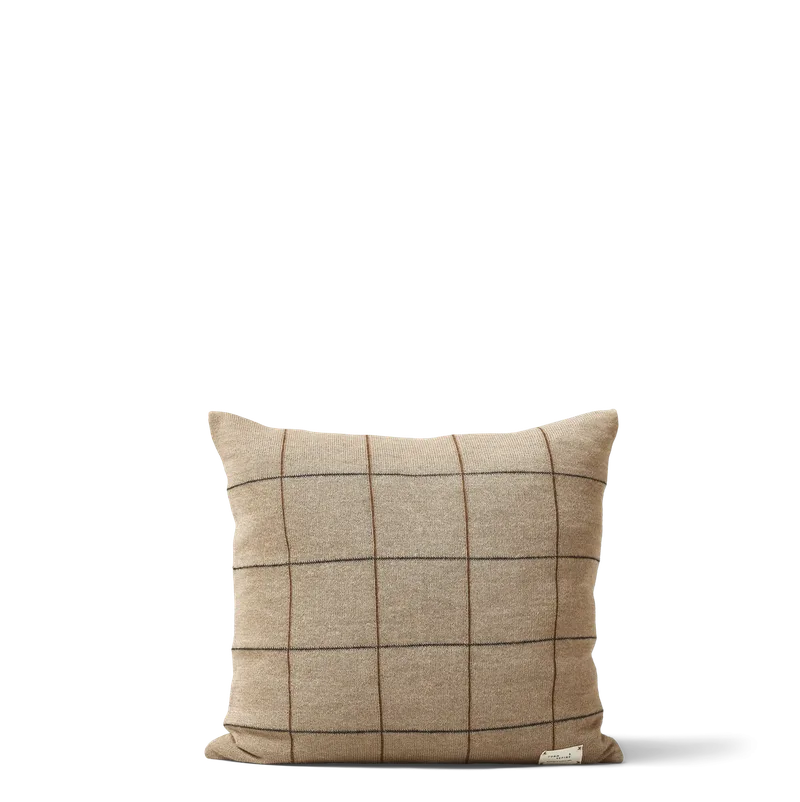 Aymara Cushion de Form & Refine en New Square Brown – photo du produit