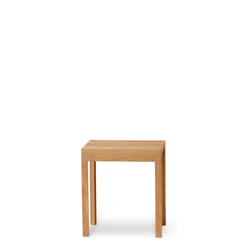 Lightweight Stool van Form & Refine in Oak – productfoto 3 van 3