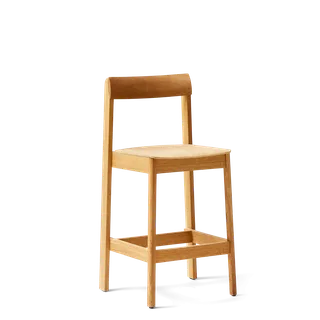 Blueprint Bar Chair 65 van Form & Refine in Oak – productfoto 2 van 5