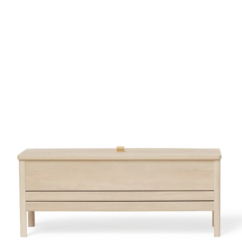 A Line Storage Bench 111 von Form & Refine in White Oak – Produktfoto 3 von 3