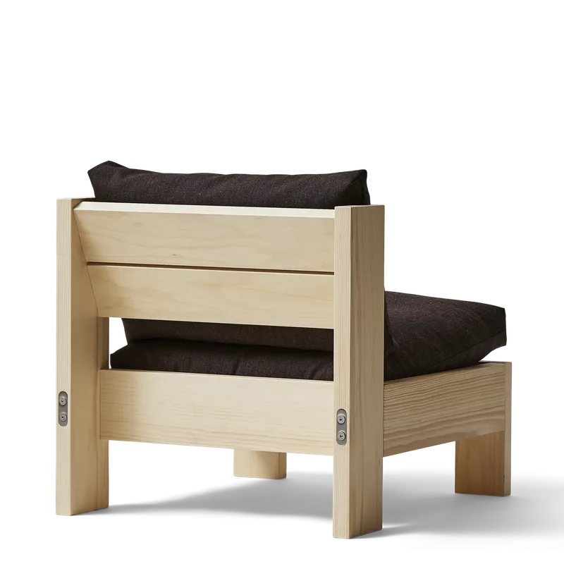 Icon Lounge Chair von Form & Refine in Pine – Produktfoto 4 von 5