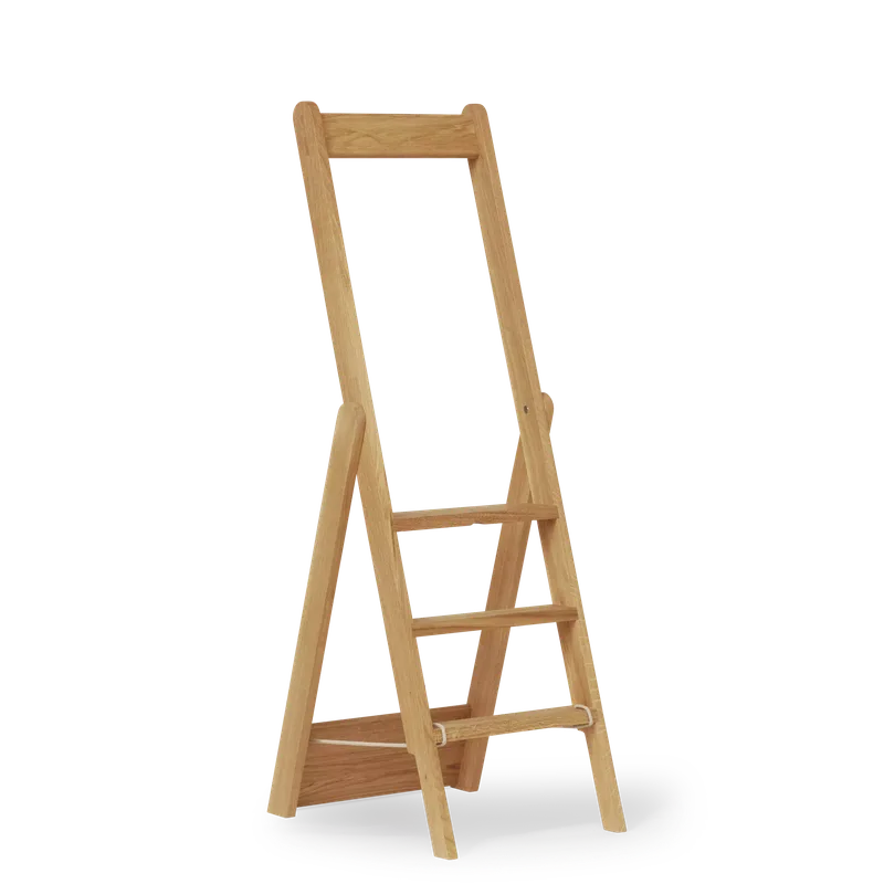 Step by Step Ladder, Oak van Form & Refine – productfoto 4 van 4