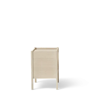Journal Side Table von Form & Refine in White Oak – Produktfoto 3 von 4
