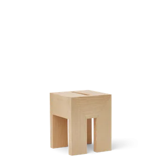 Monolith Side Table de Form & Refine en Ash – photo du produit 2 sur 4
