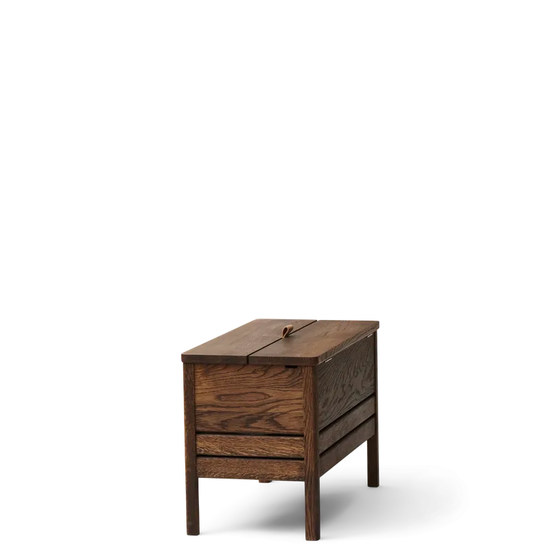 A Line Storage Bench 68 von Form & Refine in Smoked Oak – Produktfoto 3 von 4