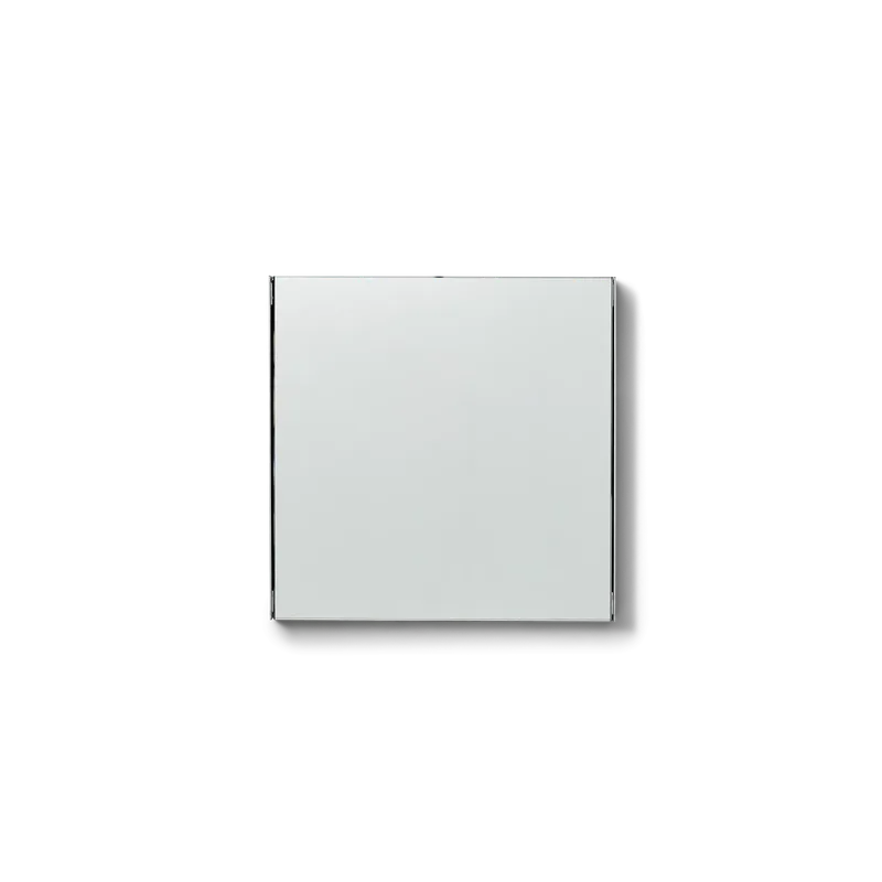 Taper Mirror de Form & Refine en 40 × 40 – photo du produit 3 sur 3