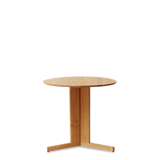 Trefoil Round Table Ø75 3 Legs van Form & Refine in Oak – productfoto 1 van 3