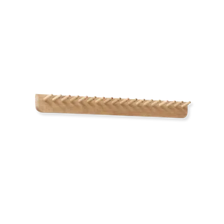 Echo Coat Rack 88 van Form & Refine in White Oak – productfoto 1 van 2