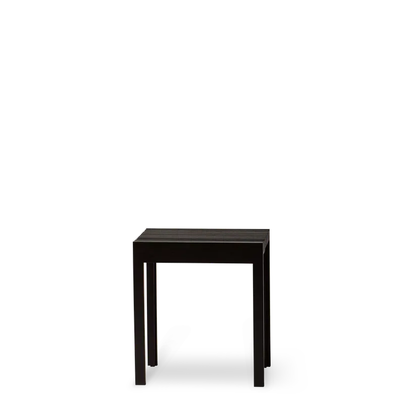 Lightweight Stool van Form & Refine in Black – productfoto 3 van 3
