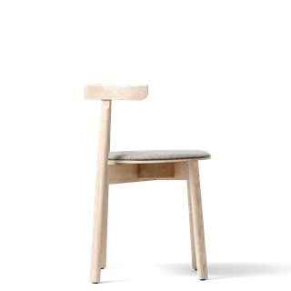 Lunar Chair von Form & Refine in White Oak Hallingdal – Produktfoto 2 von 4