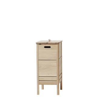 A Line Laundry Box van Form & Refine in White Oak – productfoto 2 van 3