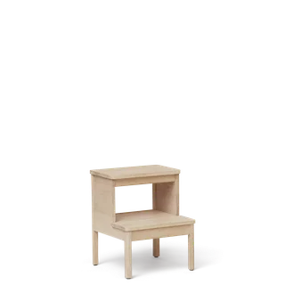 A Line Stepstool van Form & Refine in White Oak – productfoto 1 van 3