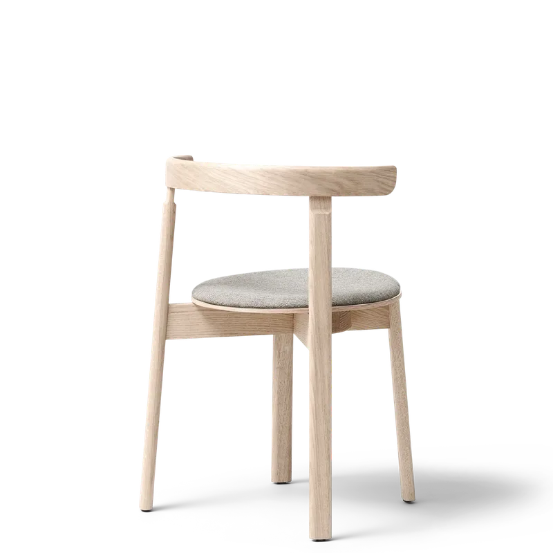 Lunar Chair von Form & Refine in White Oak Hallingdal – Produktfoto 3 von 4