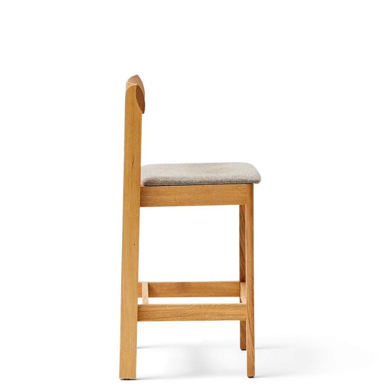 Blueprint Bar Chair 65 van Form & Refine in Oak Hallingdal – productfoto 3 van 4