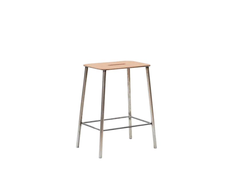 Adam Stool | Raw Steel / Natural Leather | H50 van FRAMA in H50, Raw Steel / Natural Leather – productfoto