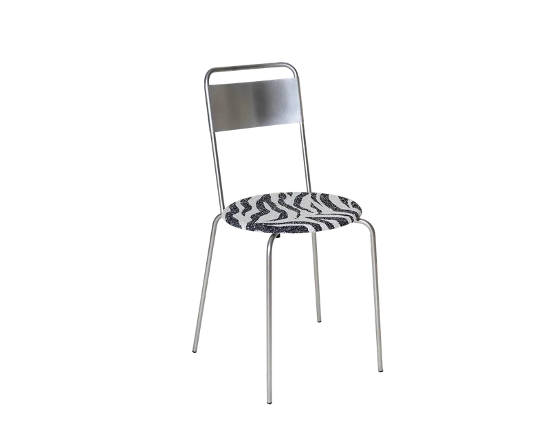 Petit Rond Chair | Stainless Steel / Zebra Fabric von FRAMA in Chair, Stainless Steel / Zebra – Produktfoto