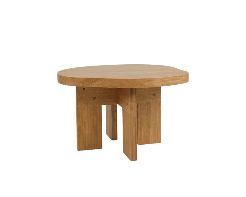 Farmhouse Side Table | Natural Oak | Pond van FRAMA in Oak, Pond – productfoto