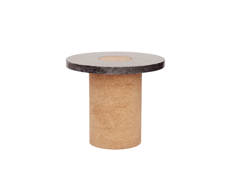 Sintra Table | Black Marble / Cork | Small de FRAMA en Small, Black Marble / Cork – photo du produit