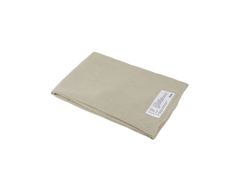 Light Towel | Sage Green | Bath Towel de FRAMA en Bath Towel, Sage Green – photo du produit 2 sur 2