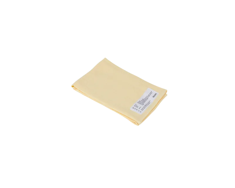 Light Towel | Pale Yellow | Hand Towel van FRAMA in Hand Towel, Pale Yellow – productfoto 2 van 2