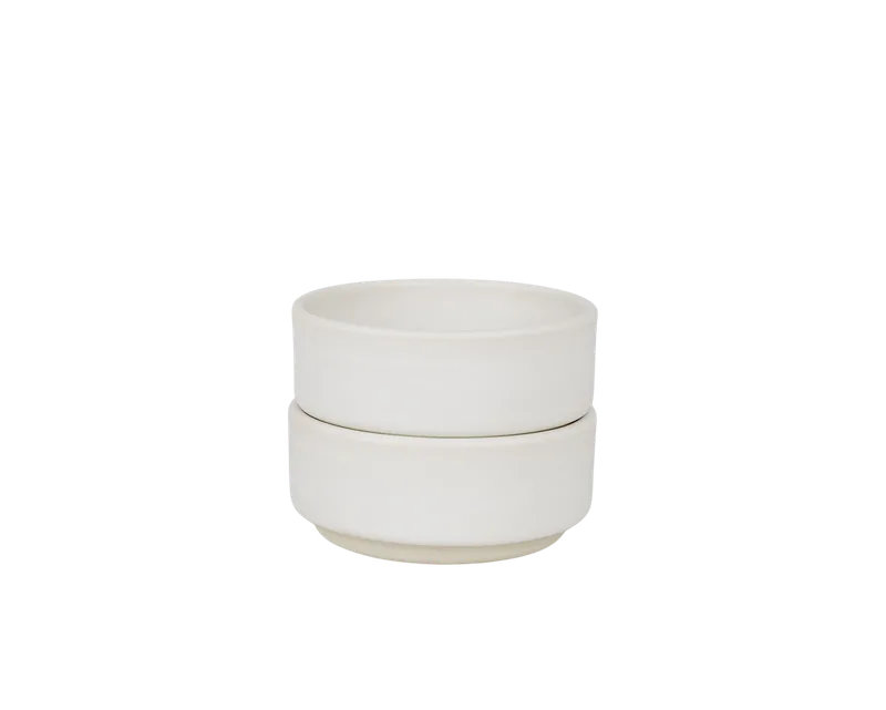 Otto Ceramic Bowls Set of Two | Natural | Small de FRAMA en Small, Natural – photo du produit