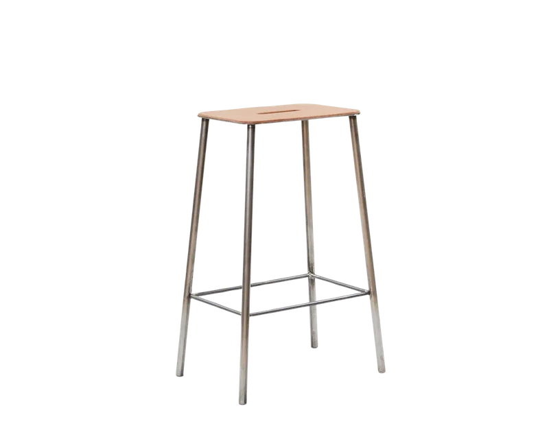 Adam Stool | Raw Steel / Natural Leather | H65 von FRAMA in H65, Raw Steel / Natural Leather – Produktfoto