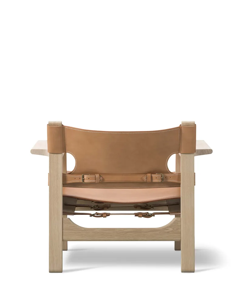 The Spanish Chair van Fredericia in Leather, natural, Oak soap, FSC Mix 70% – productfoto 4 van 7