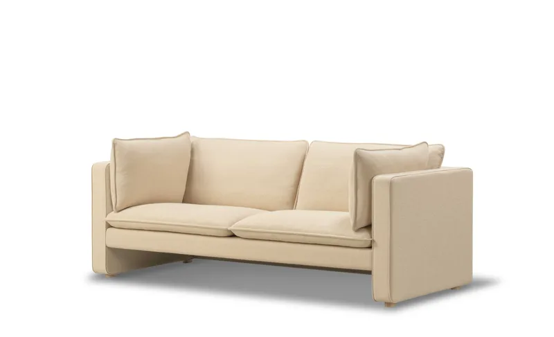 Jota Sofa, 2 seater, 185 cm by Fredericia in Vidar 323, Oak light oil, FSC Mix 70%, Arm cushions included – product photo 1 of 6