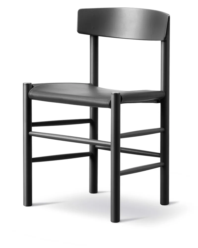 J39 Mogensen Chair Seat Upholstered by Fredericia in Leather Omni 301, Black, Beech black lacquer, FSC Mix 70% – product photo 1 of 4