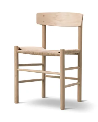 J39 Mogensen Chair by Fredericia in Natural paper cord, Oak soap, FSC Mix 70% – product photo 2 of 7