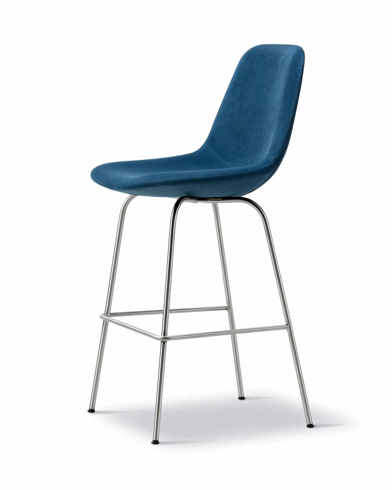 Eyes 4 Leg Barstool von Fredericia in Gentle 873, Brushed stainless steel, 75 cm – Produktfoto 1 von 4
